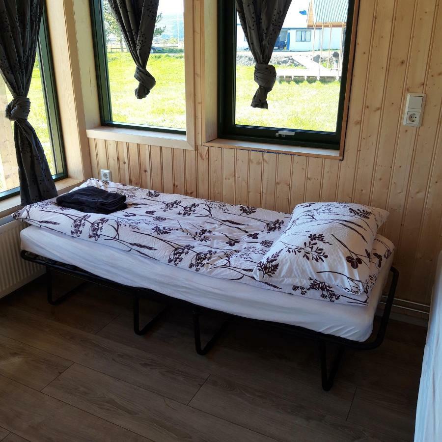 Mithhvammur Farm Stay Athaldalur Екстер'єр фото