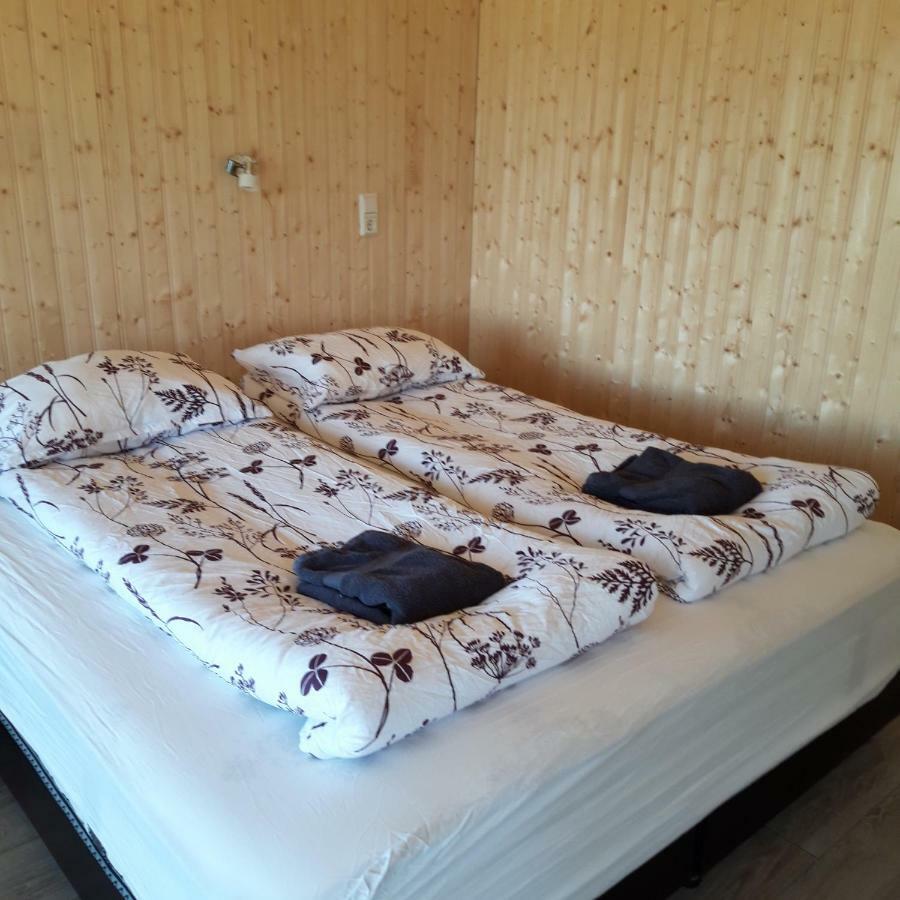 Mithhvammur Farm Stay Athaldalur Екстер'єр фото
